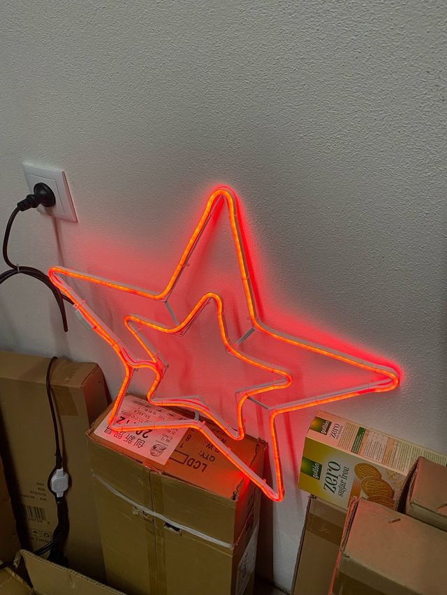 Estrela Néon Natal Vermelha e Branca