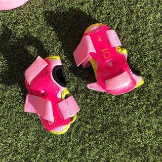 Patines en línea talla 26-29 + Casco y Muñequeras