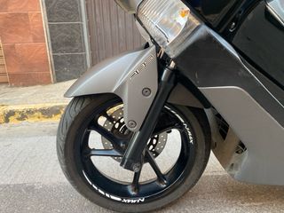 Yamaha NMAX 125