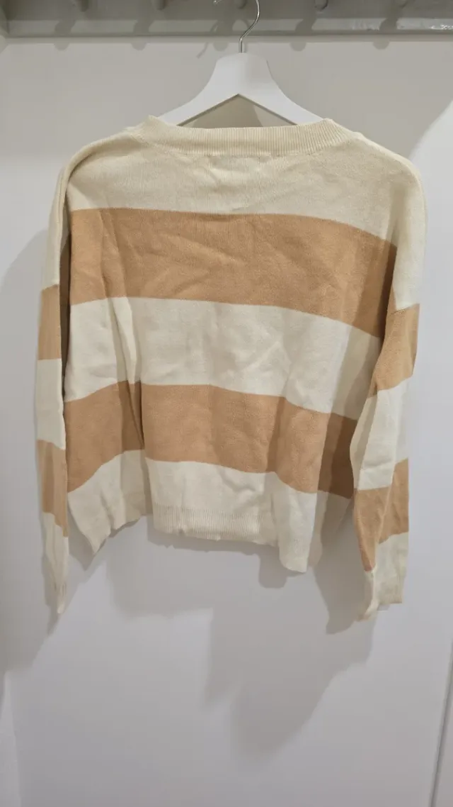 Jersey beige con rayas marrones