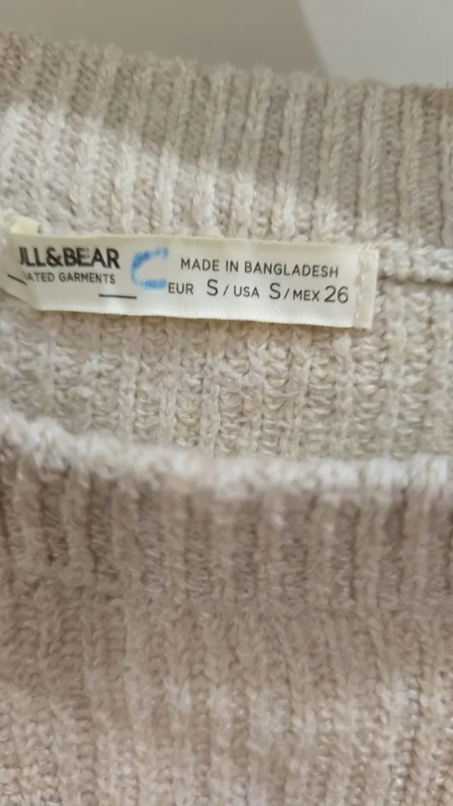 Jersey beige cuello alto