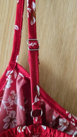 Vestido rojo floral tirantes midi