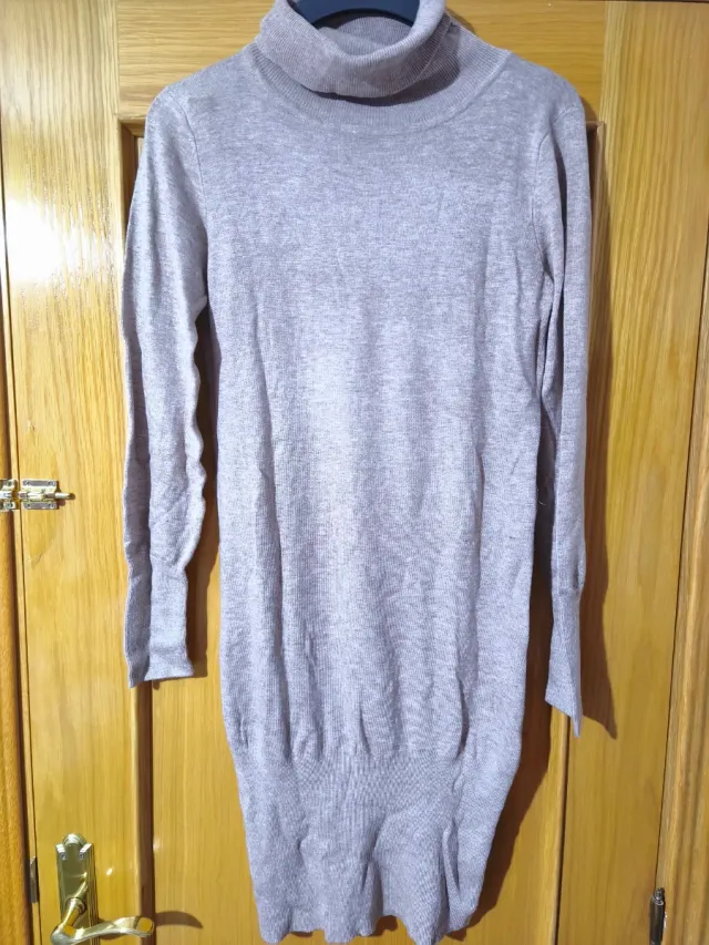 Jersey de cuello alto gris