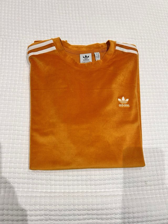 Camiseta Velour Adidas Talla M