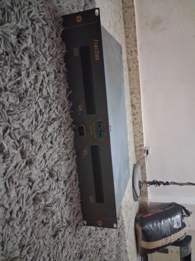 Fonestar Dual CD Player