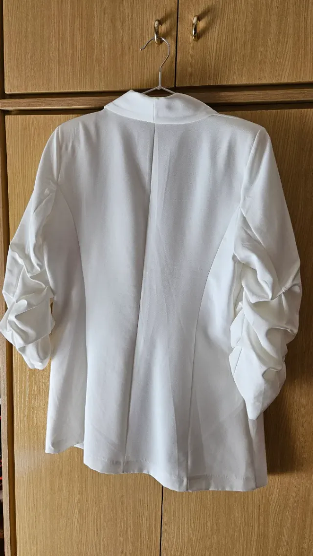 Blazer blanco con forro