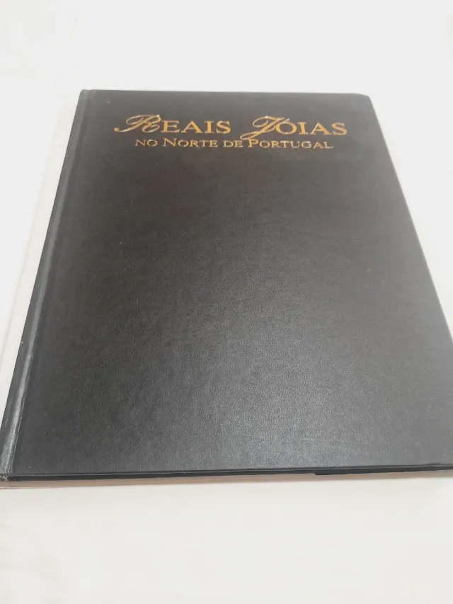 Livro Reais Joias do Norte de Portugal