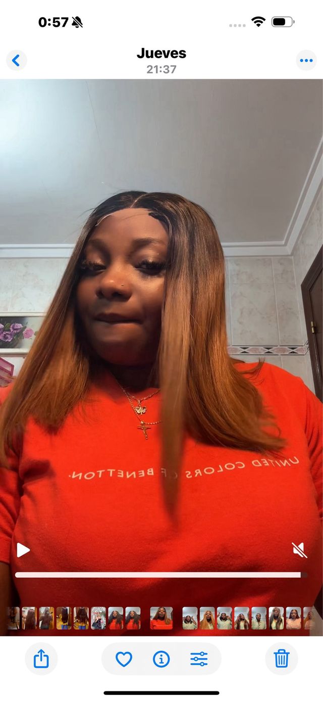 Peluca castaña y dorada