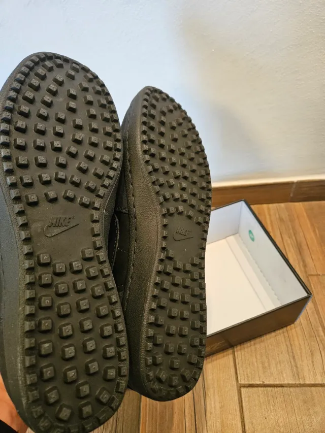 Nike Scarpe Uomo Nere/Grigie Tg 43