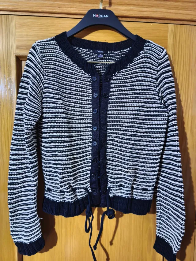 Jersey Rayas Blanco y Negro Talla S