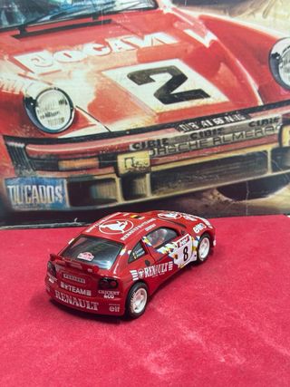 Scalextric Renault Racing Team