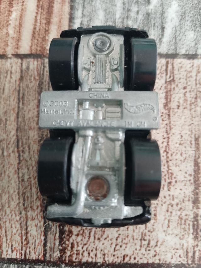 Hot Wheels Camión con llamas