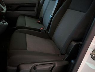 Peugeot Expert BlUEHDI 120CV 9 PLAZAS