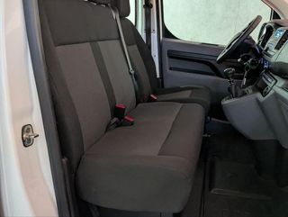 Peugeot Expert BlUEHDI 120CV 9 PLAZAS