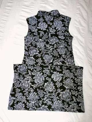 Vestido oriental negro y blanco