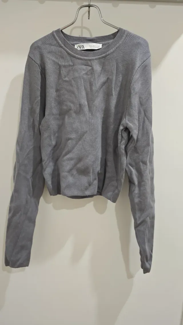 Jersey Zara gris cuello redondo manga larga