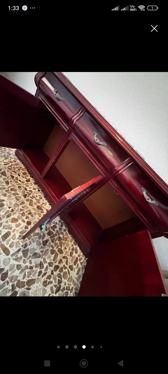 Aparador clásico de madera