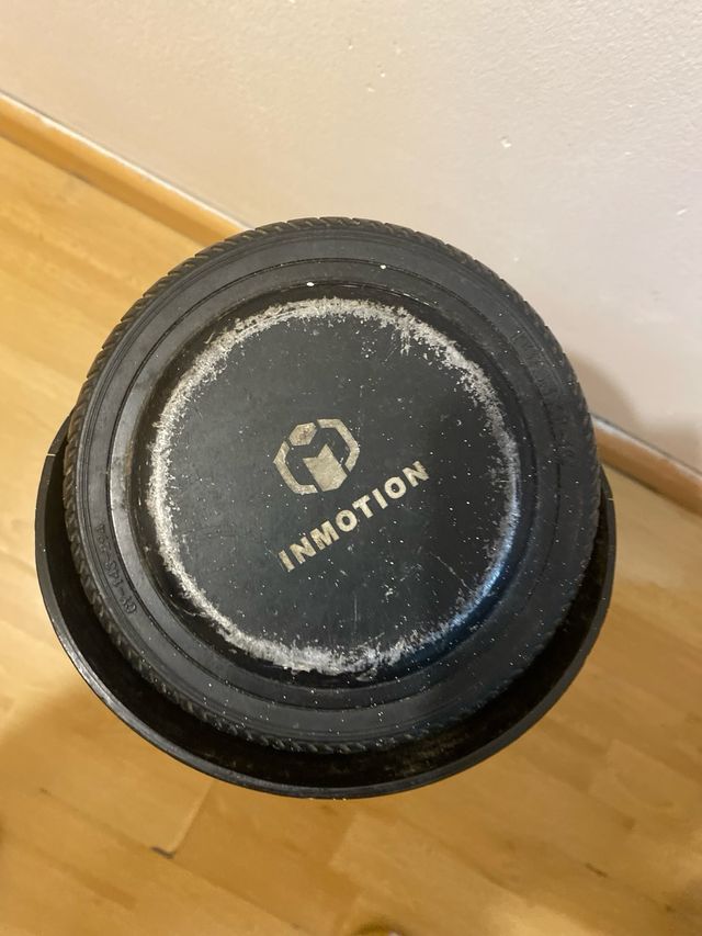 Patín eléctrico negro