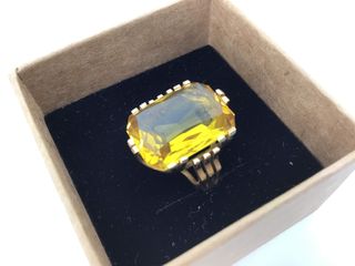 anillo oro 18k con piedra
