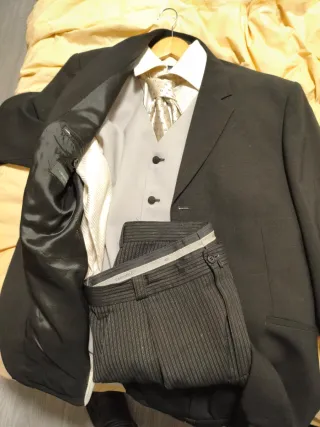 Traje de novio Caramelo negro y gris