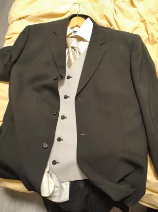 Traje de novio Caramelo negro y gris