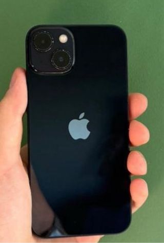 iPhone 13 Apple