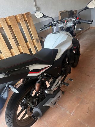 Rieju Strada 125 Blanca