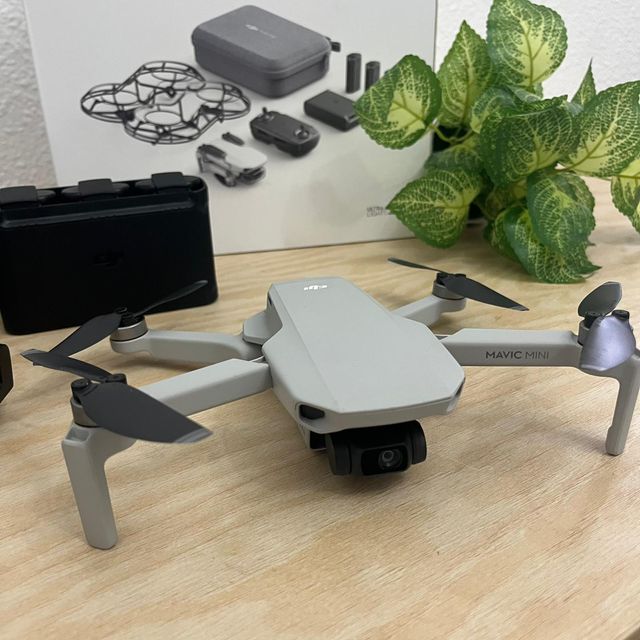 DJI Mavic Mini Fly More Combo