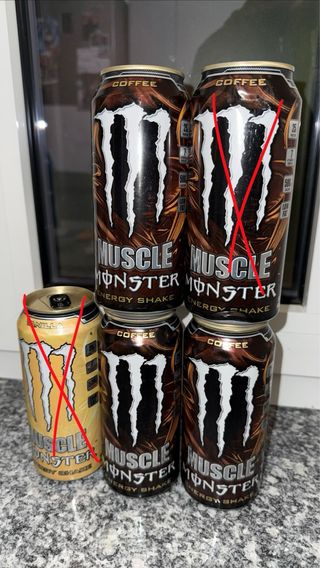 Lattine / latas Monster vuote