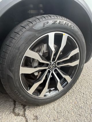 Llantas 20 con neumáticos Pirelli P Zero