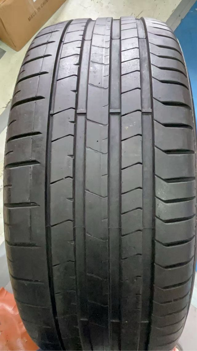 Llantas 20 con neumáticos Pirelli P Zero
