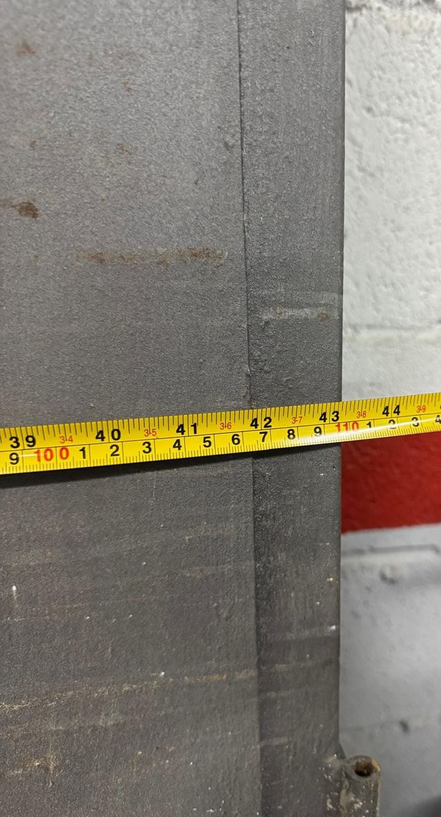 Puerta doble metálica