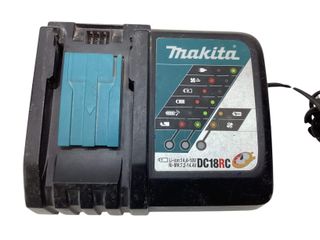 radial makita dga504