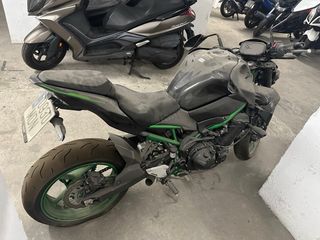 Kawasaki Z900 2023 Despiece 9000 km