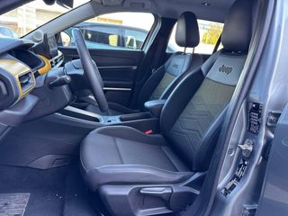 Jeep Avenger BEV 115kW (156CV) Summit