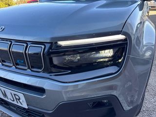 Jeep Avenger BEV 115kW (156CV) Summit