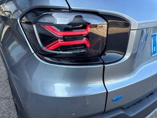 Jeep Avenger BEV 115kW (156CV) Summit