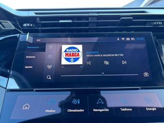 Peugeot 408 408 PHEV 225 e-EAT8 GT