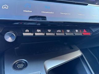 Peugeot 408 408 PHEV 225 e-EAT8 GT