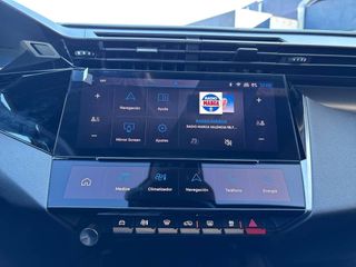 Peugeot 408 408 PHEV 225 e-EAT8 GT