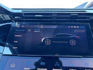 Peugeot 408 408 PHEV 225 e-EAT8 GT