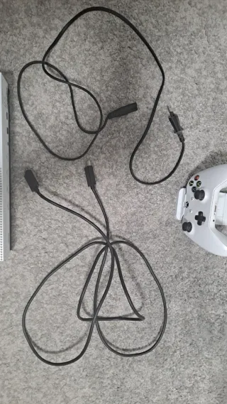 Xbox One S Blanca 1T con mando