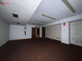 Local comercial en venta en Ensanche - Sar en Santiago de Compostela