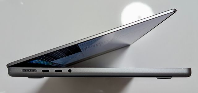 Apple Macbook Pro 14" M1 Pro 512Gb 16Gb Precio Top