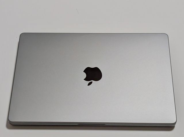 Apple Macbook Pro 14" M1 Pro 512Gb 16Gb Precio Top