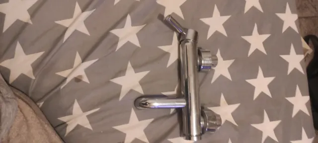 Grifo mezclador termostático mural ducha