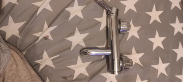 Grifo mezclador termostático mural ducha