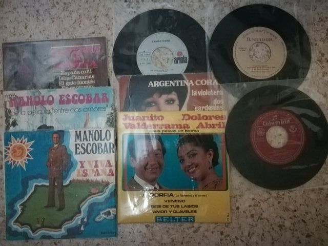 Lote Vinili di Manolo Escobar e altro