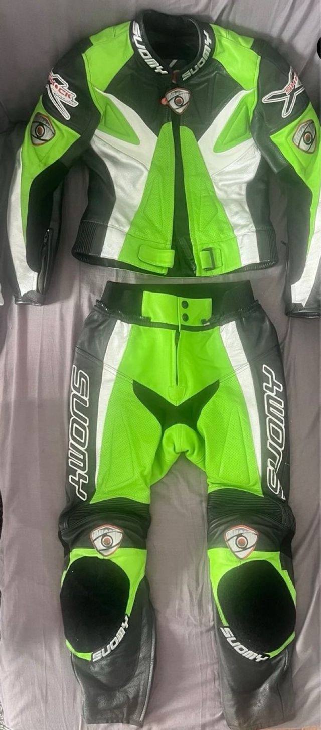 Traje moto