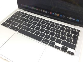 portatil apple apple a2337